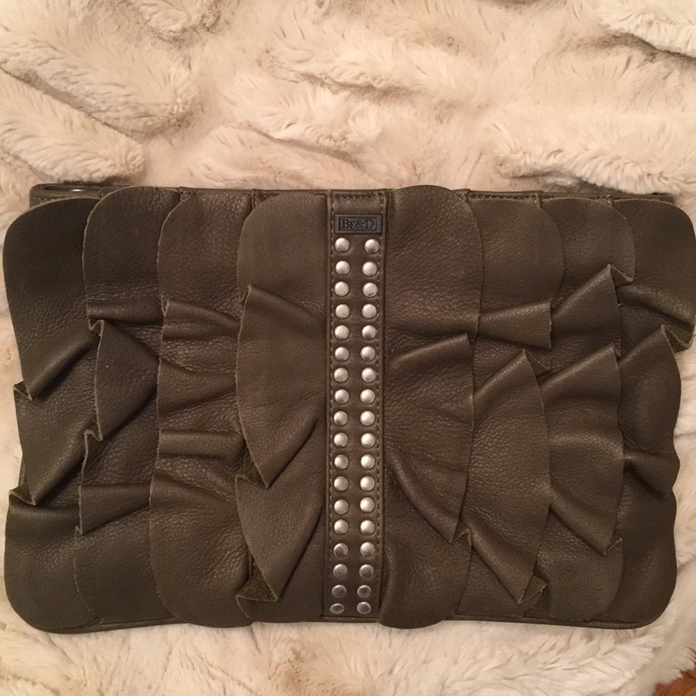 BE&D olive clutch - Picture 3 of 4